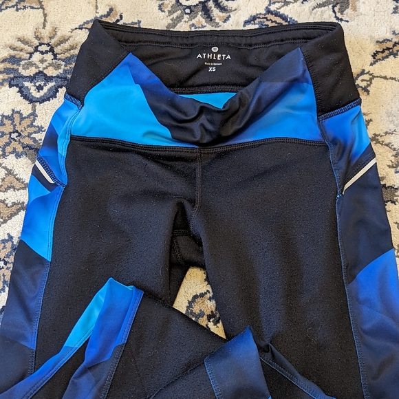 Set of 8 XS Leggings - Picture 5 of 6
